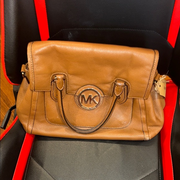 Michael Kors Tan Leather Tote - Picture 1 of 6